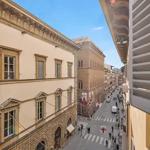 Tornabuoni Living - Luxury Collection Florencia